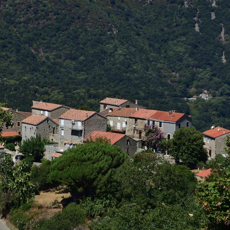 Outdoor terrace seating ideal for families in Paris
